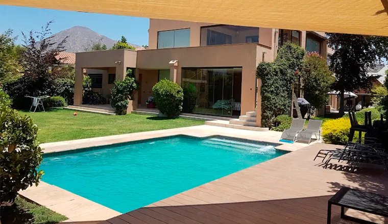 Deck y piscina, El Tucuquere, Lo Barnechea